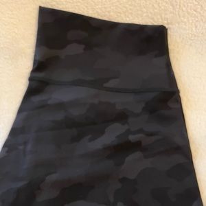 Lululemon Wunder Under High-Rise 25”